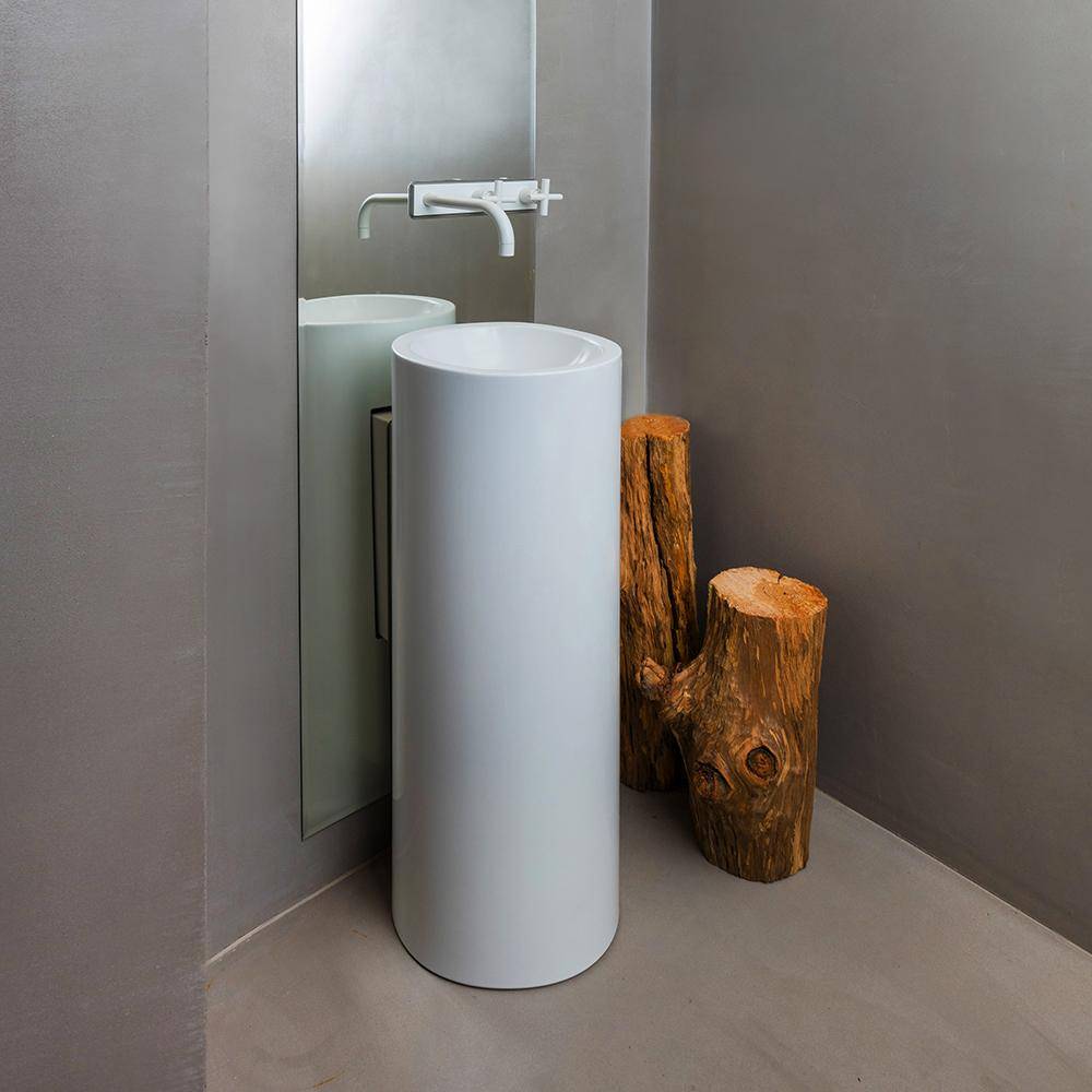 Altes restauriertes Winzerhaus in der steirischen Hügellandschaft