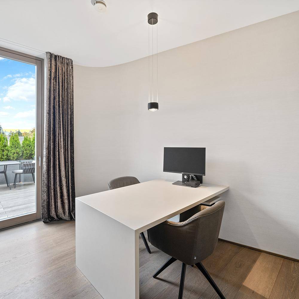 Detailverliebtes Upgrade eines Penthouses im Grünen