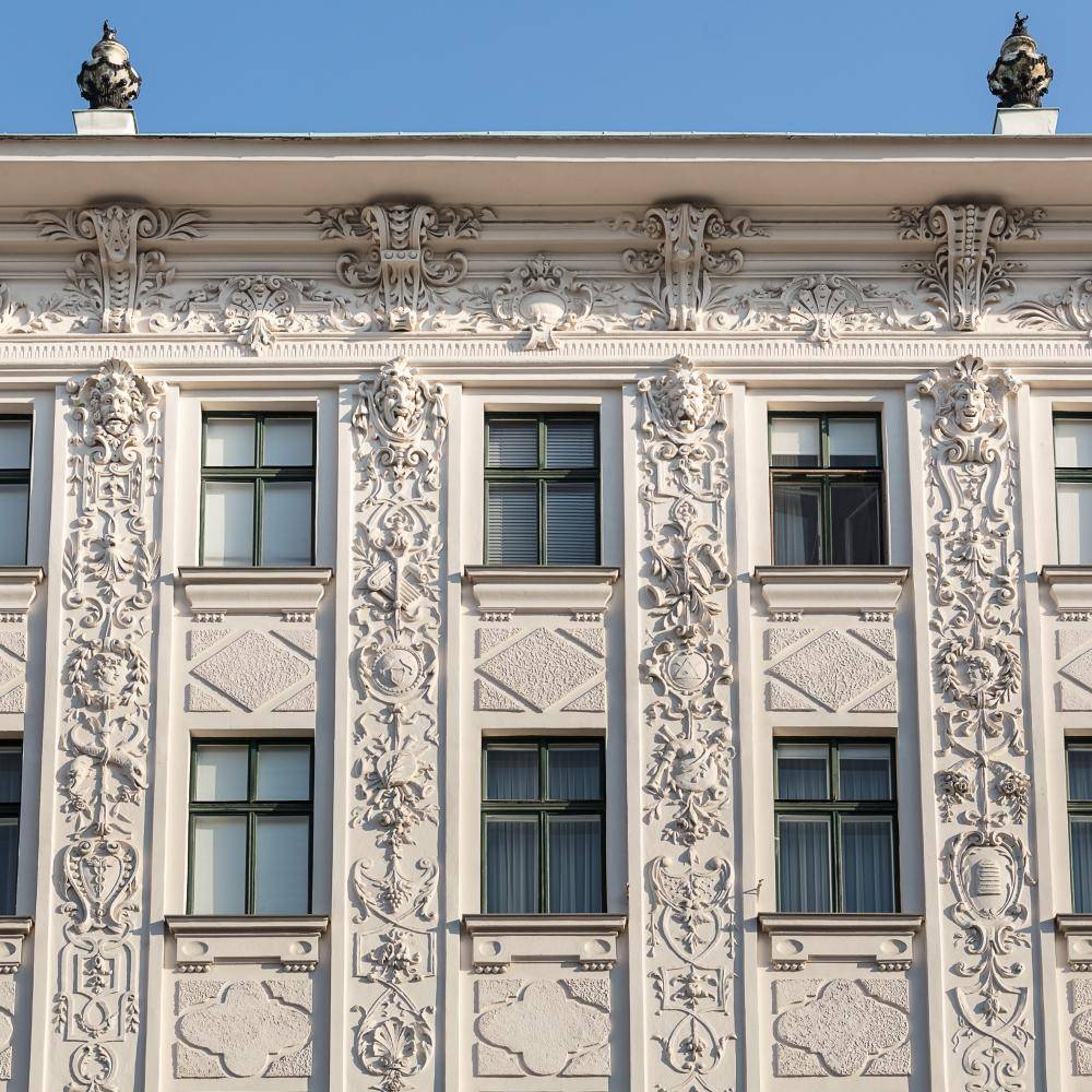 Fassadenrestaurierung des Hosenträgerhauses von Otto Wagner