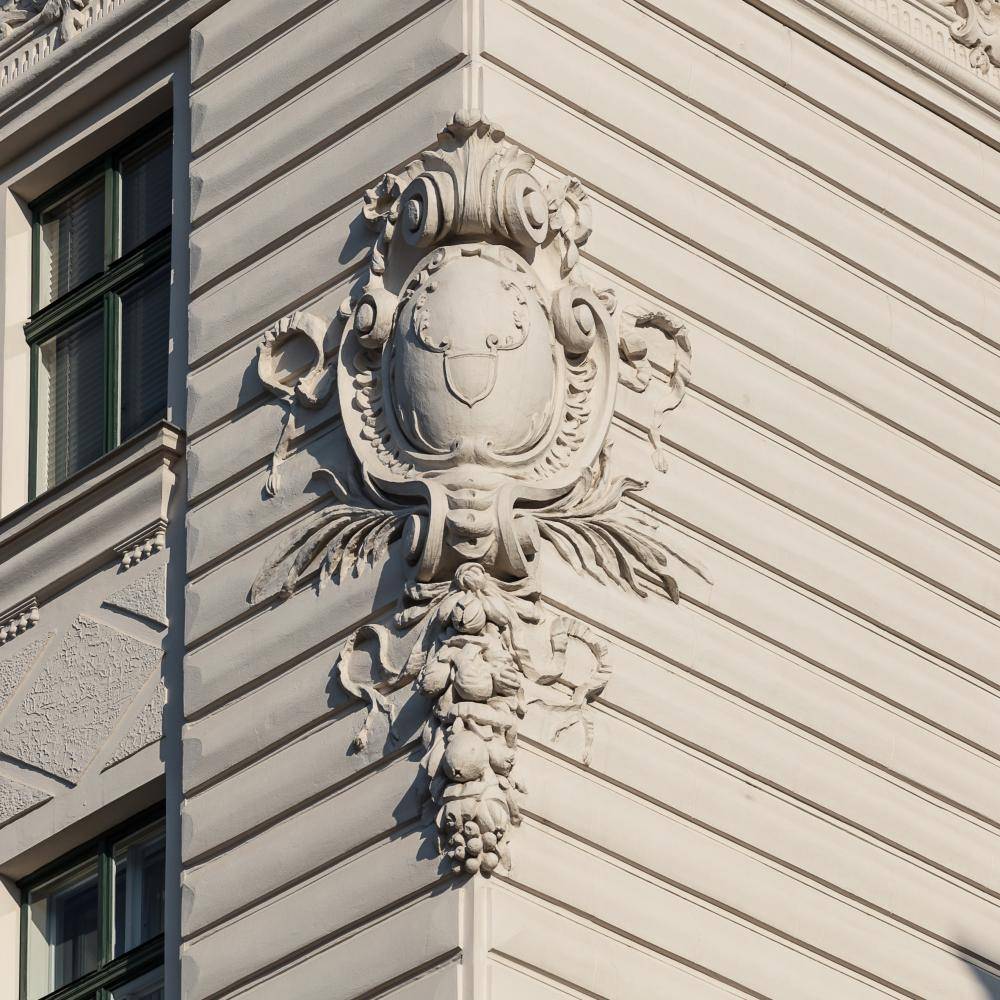 Fassadenrestaurierung des Hosenträgerhauses von Otto Wagner