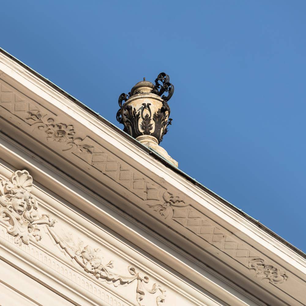 Fassadenrestaurierung des Hosenträgerhauses von Otto Wagner