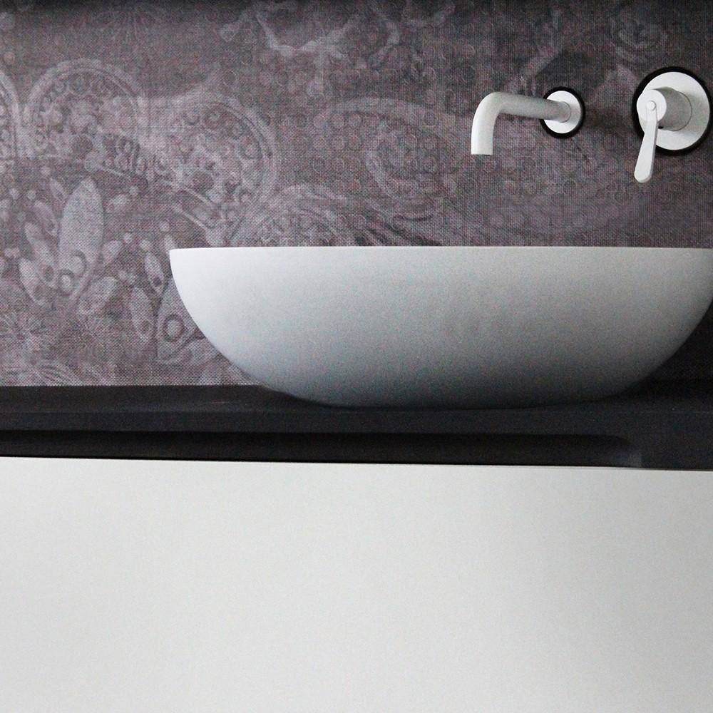 Geschichtsträchtiges Schloss am See