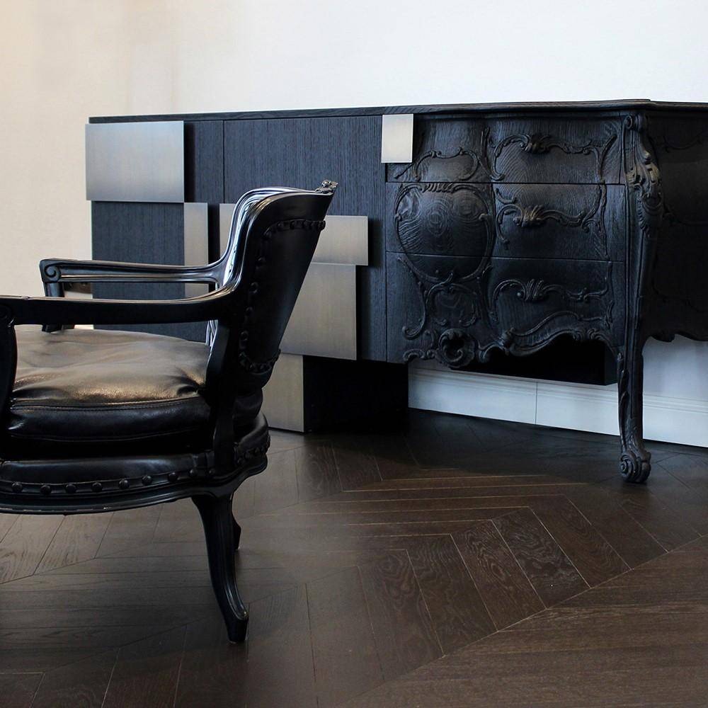 Geschichtsträchtiges Schloss am See