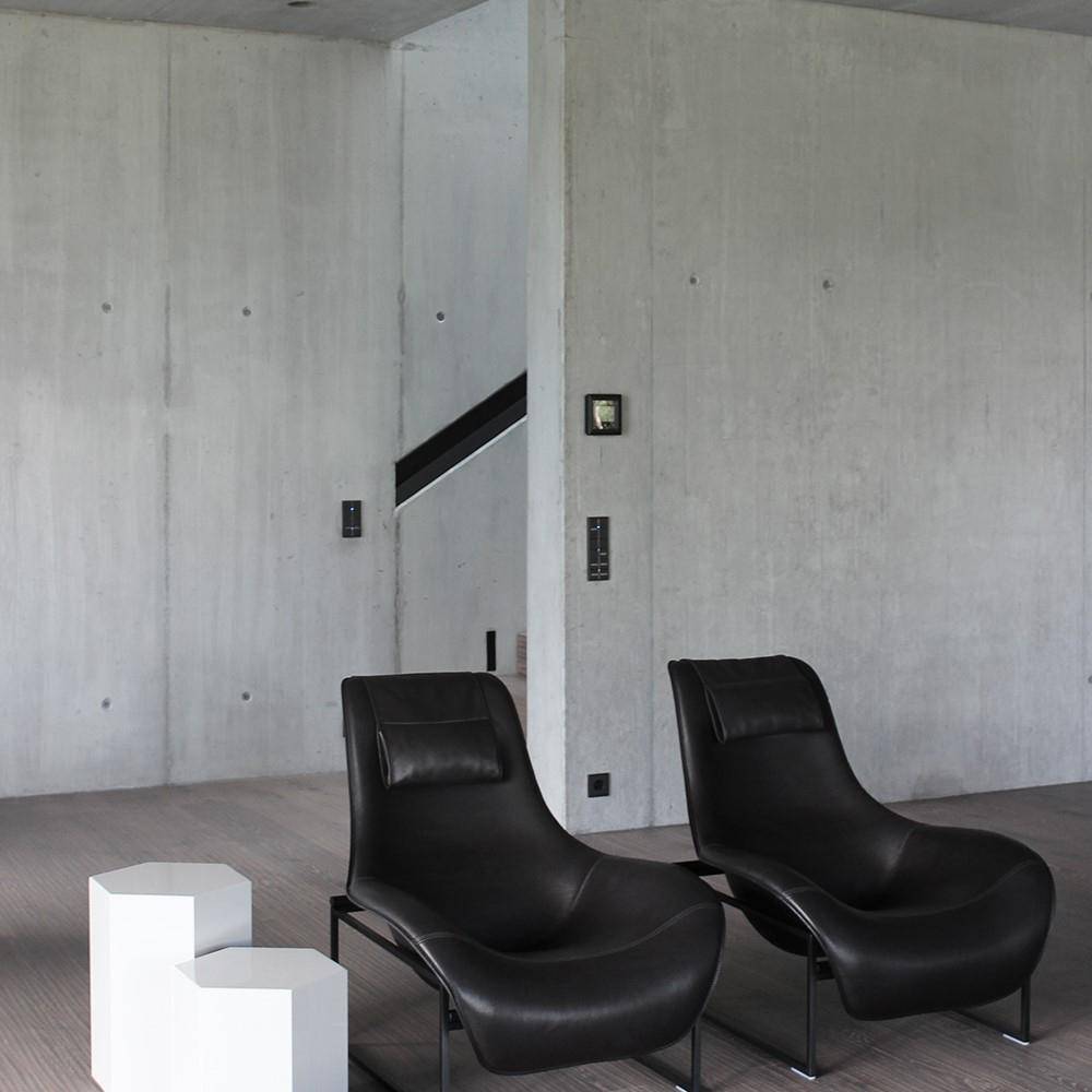 Modernes Wohnhaus am See