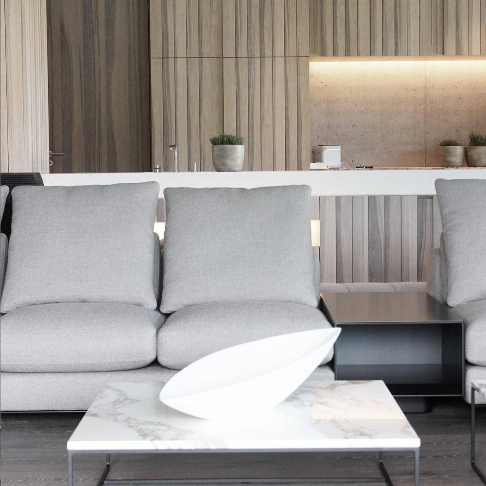 Modernes Wohnhaus am See