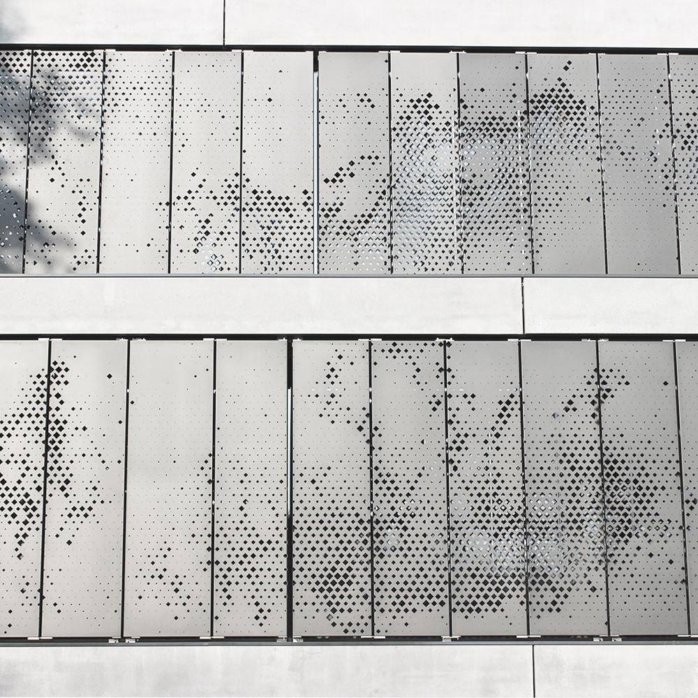 Modernes Wohnhaus am See