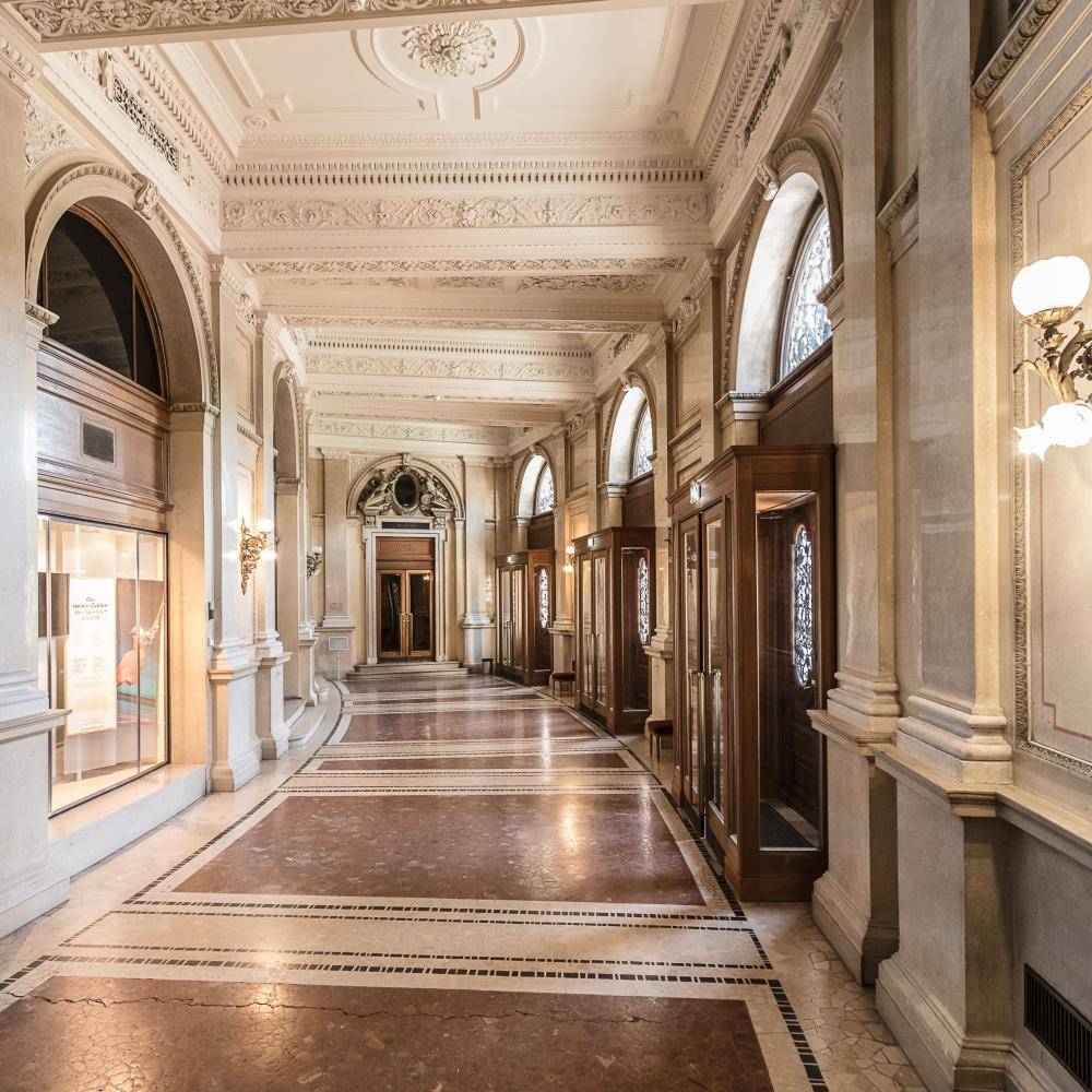 Stuck- und Oberflächenrestaurierung im Burgtheater