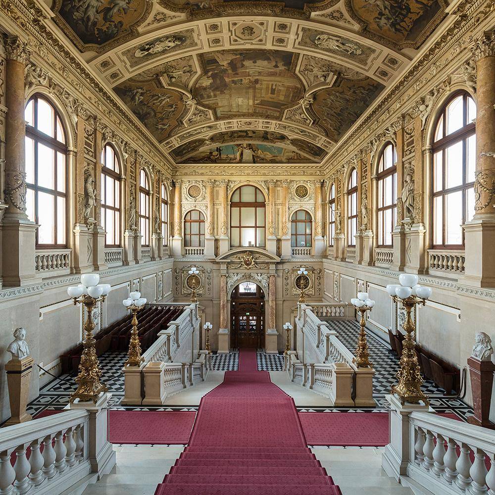 Stuck- und Oberflächenrestaurierung im Burgtheater